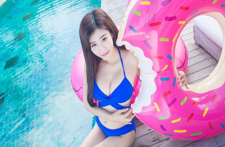 5D电影技术在浪漫题材中的应用